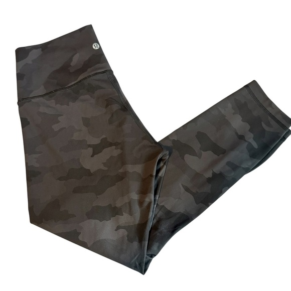 Lululemon Wunder Train Cropped Leggings | Good Used Condition - Picture 1 of 9